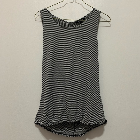 Black and white striped tank top - Picture 1 of 2